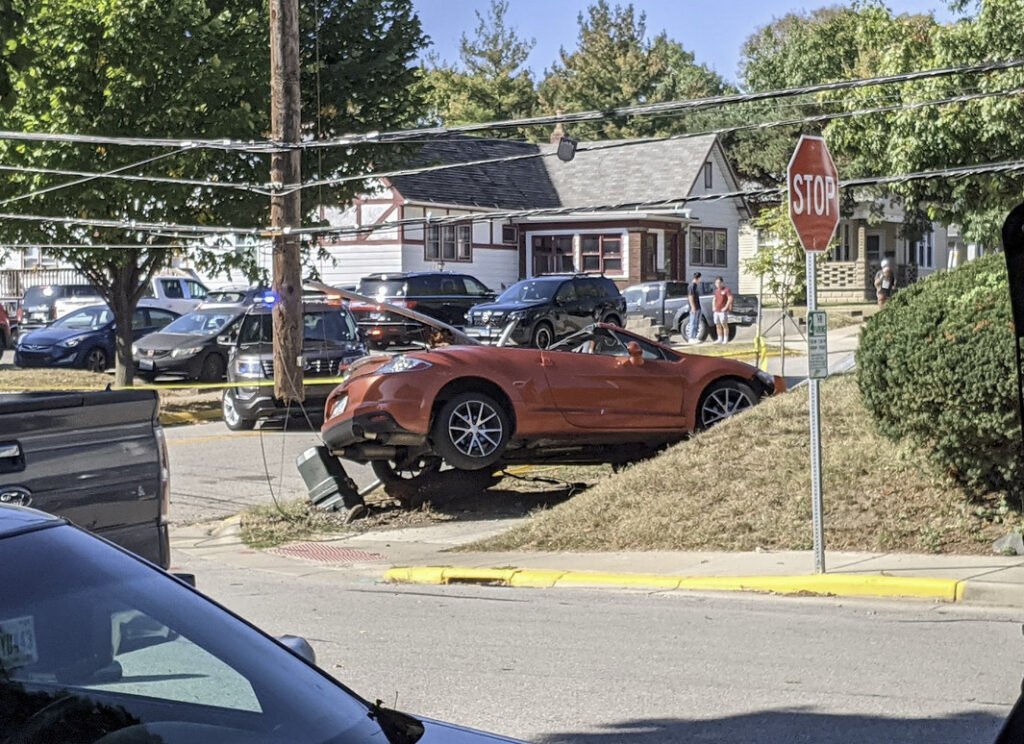 West Lafayette, Indiana: Accident on Stadium Ave. and Vine St., 2023-09-30